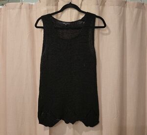 BCBGMaxAzria Black Sleeveless Knit Tank with Scalloped Hem